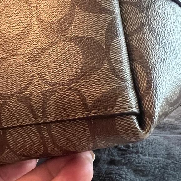 Coach Signature City Tote Bag in Light Khaki Multi 5696 - Picture 14 of 15